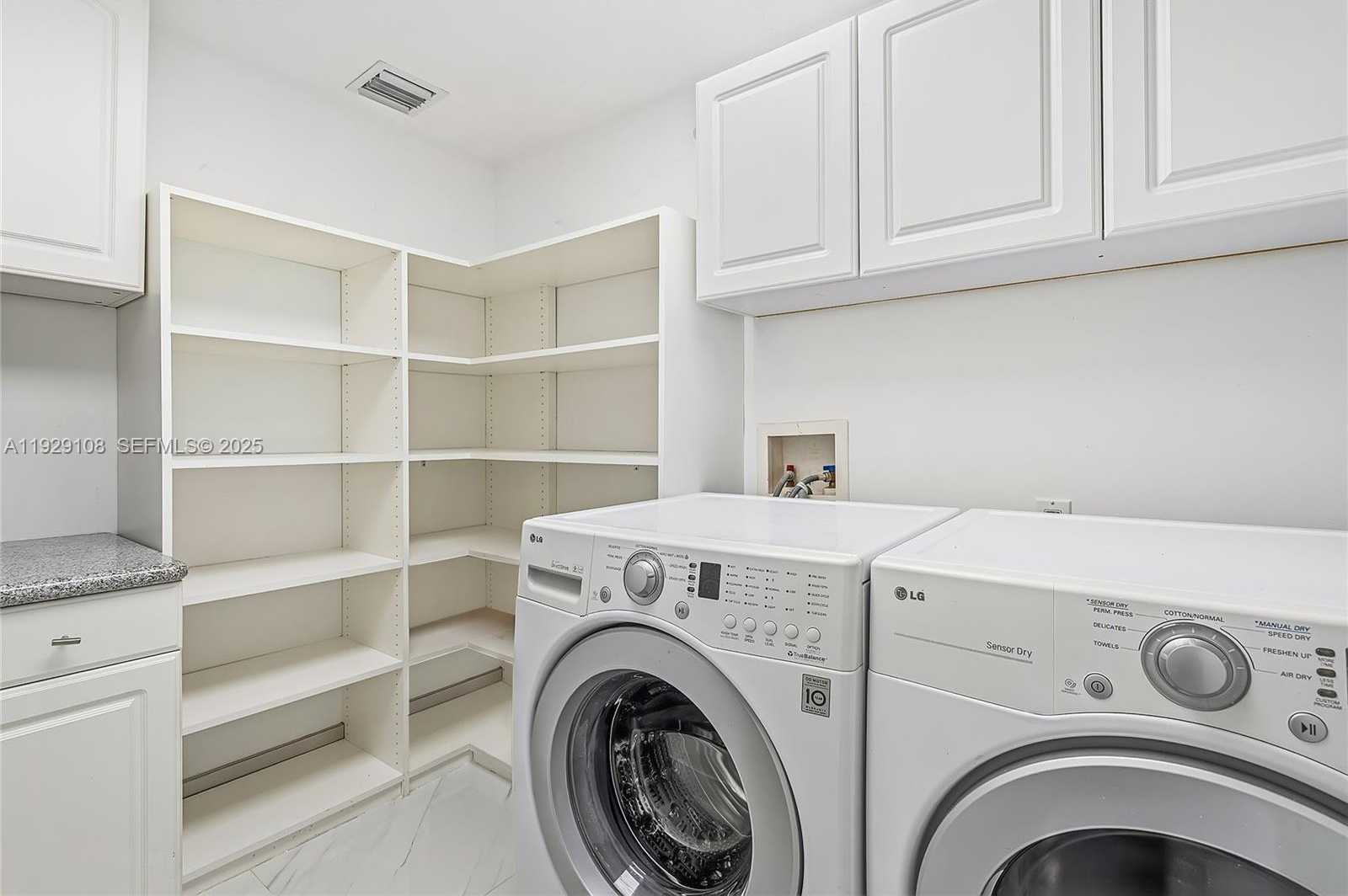 Small Image of 345 FAIRWAY DR, Miami Beach Number 38