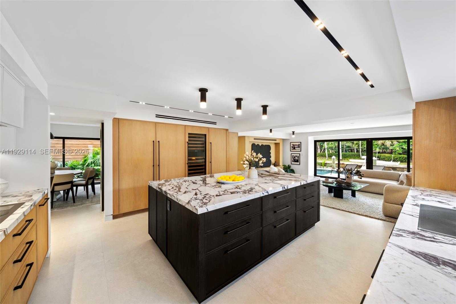 Imagen de Pequeño Objeto