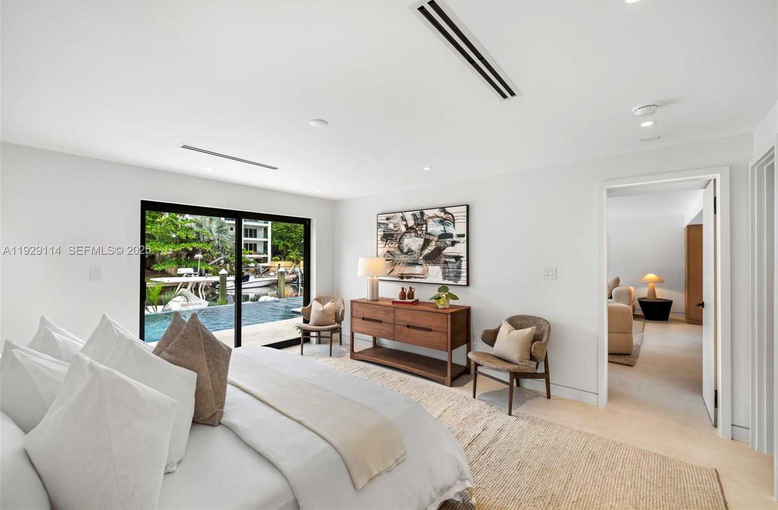 Imagen de Pequeño Objeto