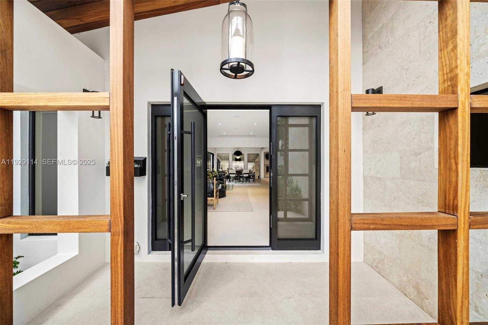 Imagen de Pequeño Objeto