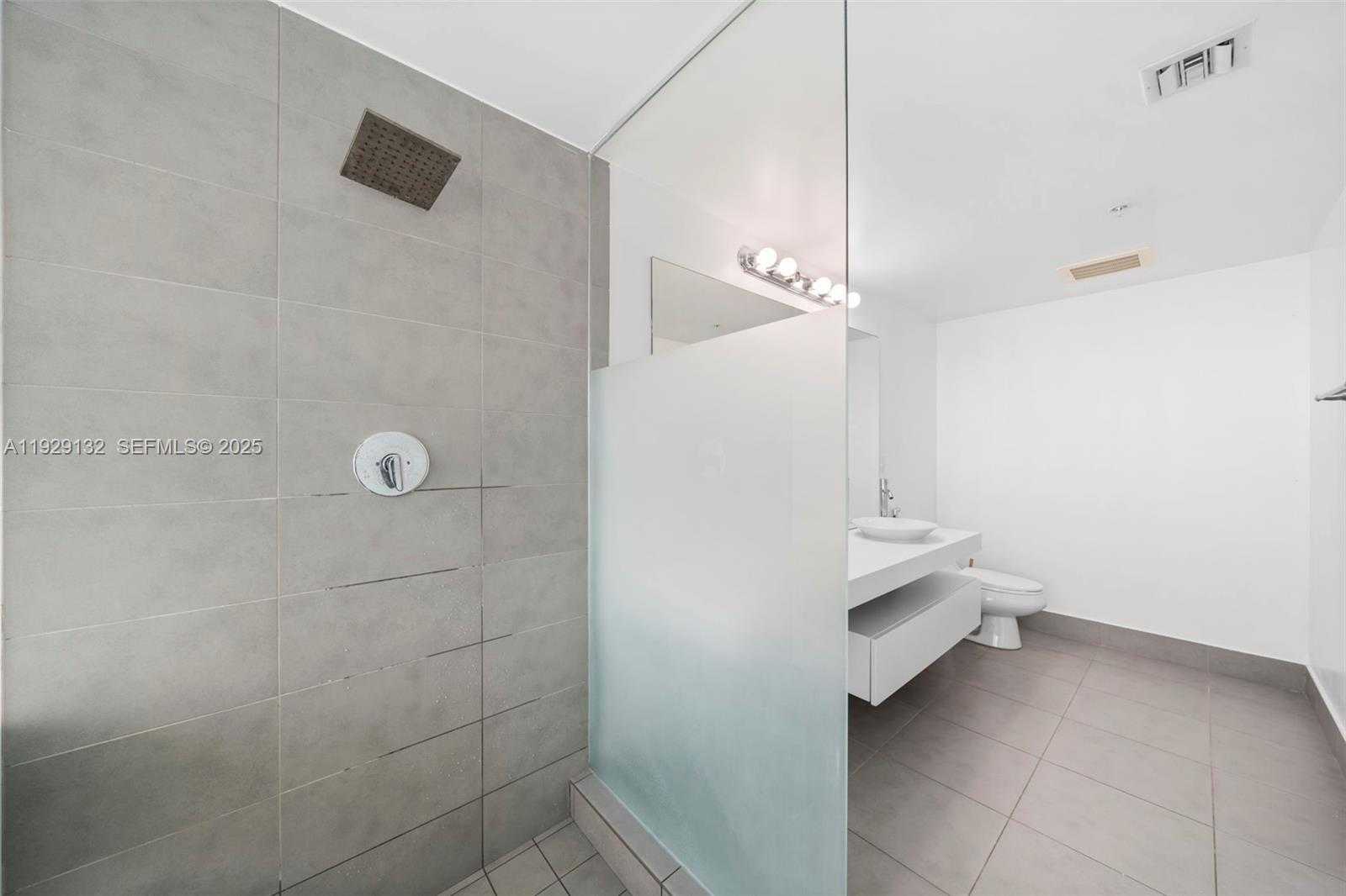 Small Image of 92 SOUTH WEST 3RD ST #4610, Miami Number 9