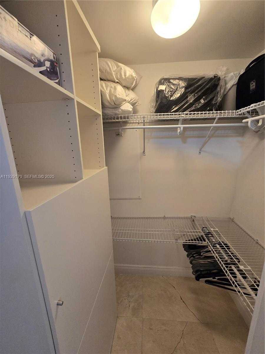 Small Image of 90 SOUTH WEST 3RD ST #1110, Miami Number 20