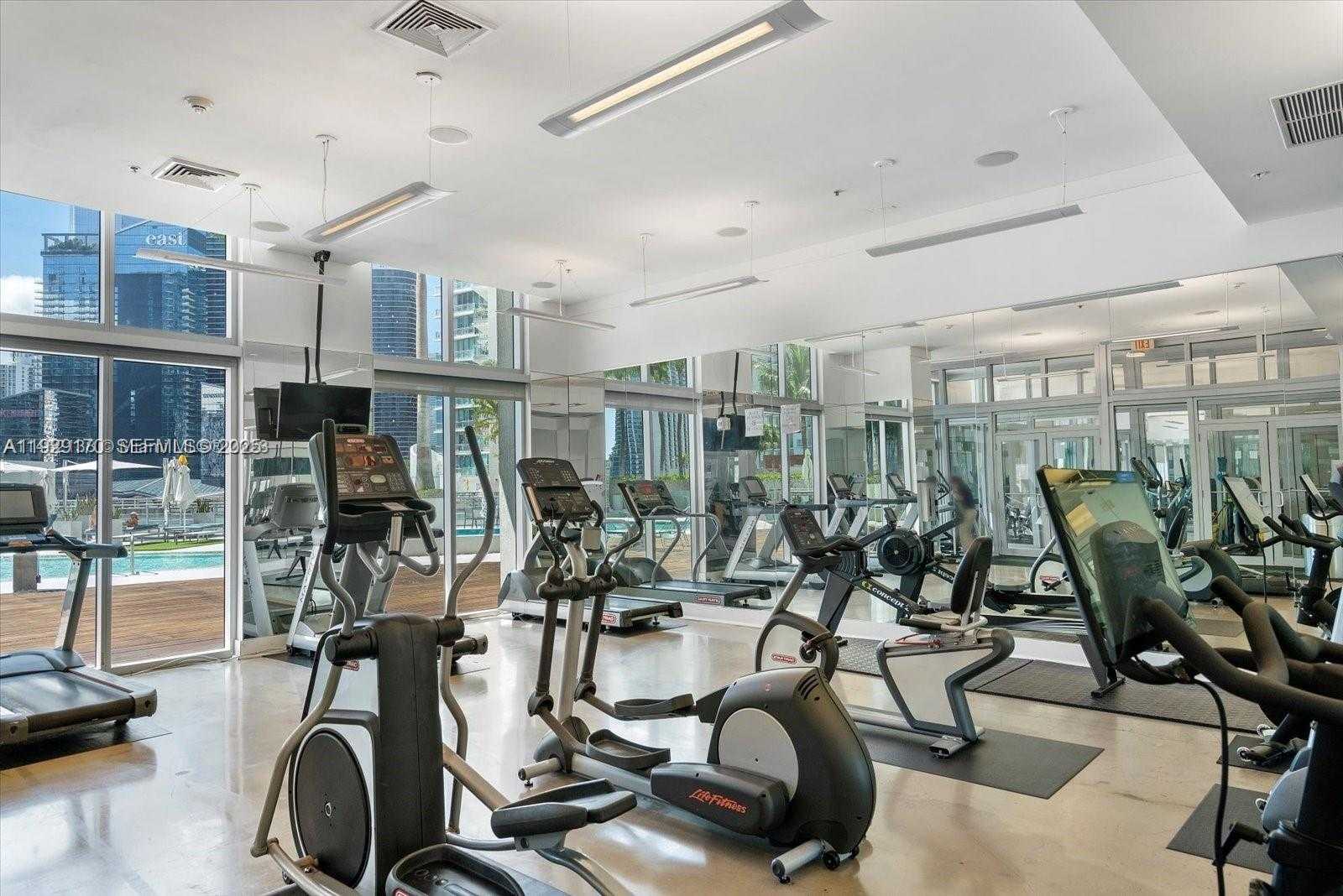 Small Image of 90 SOUTH WEST 3RD ST #1110, Miami Number 34