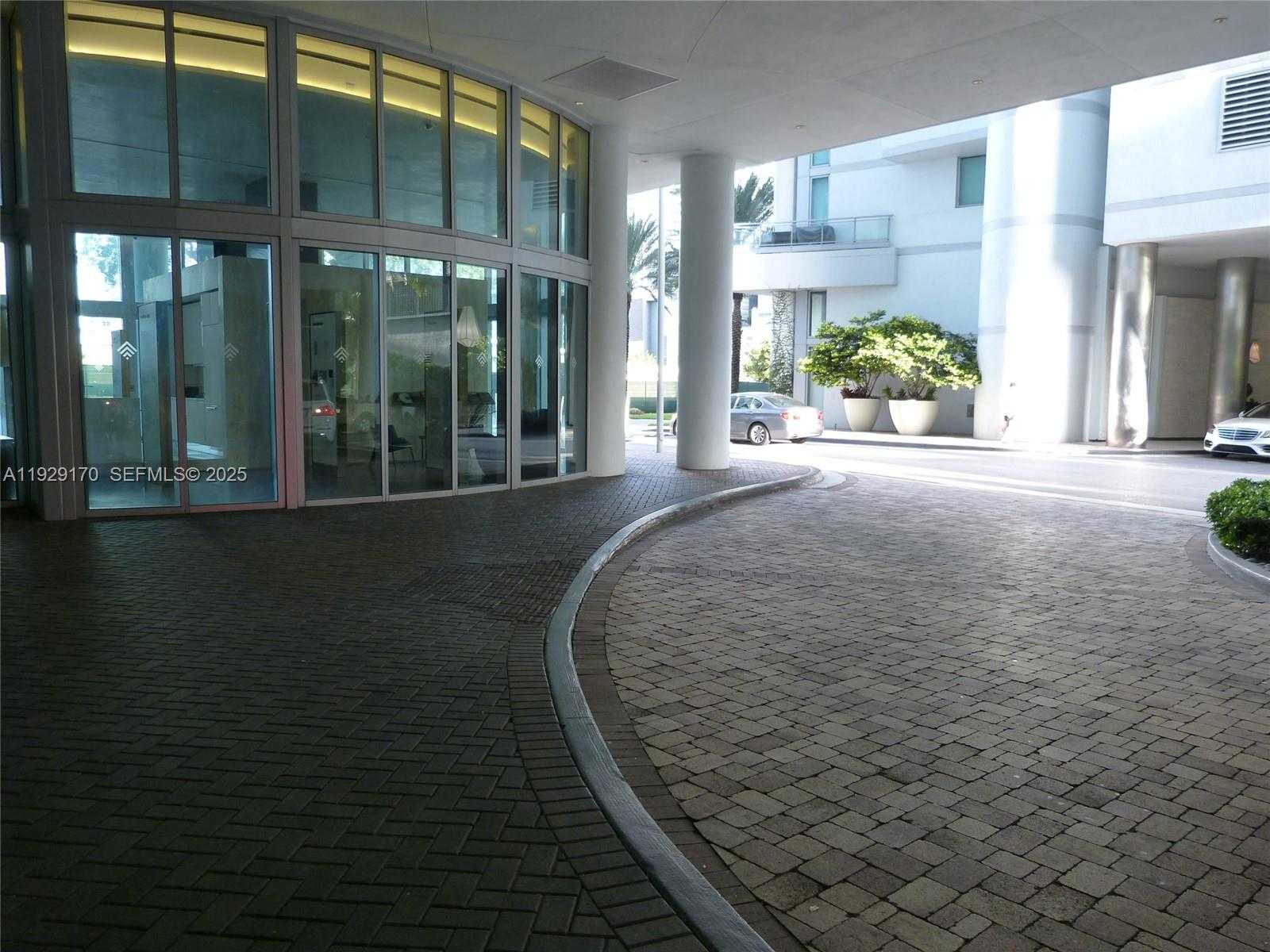 Small Image of 90 SOUTH WEST 3RD ST #1110, Miami Number 46