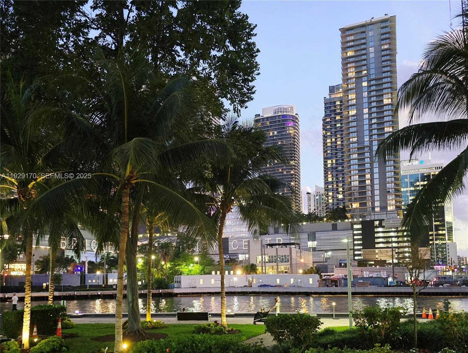 Small Image of 90 SOUTH WEST 3RD ST #1110, Miami Number 49