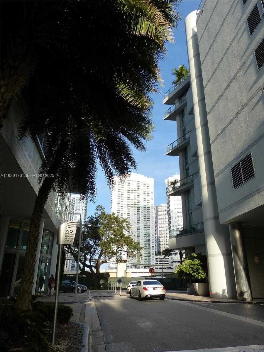 Small Image of 90 SOUTH WEST 3RD ST #1110, Miami Number 50