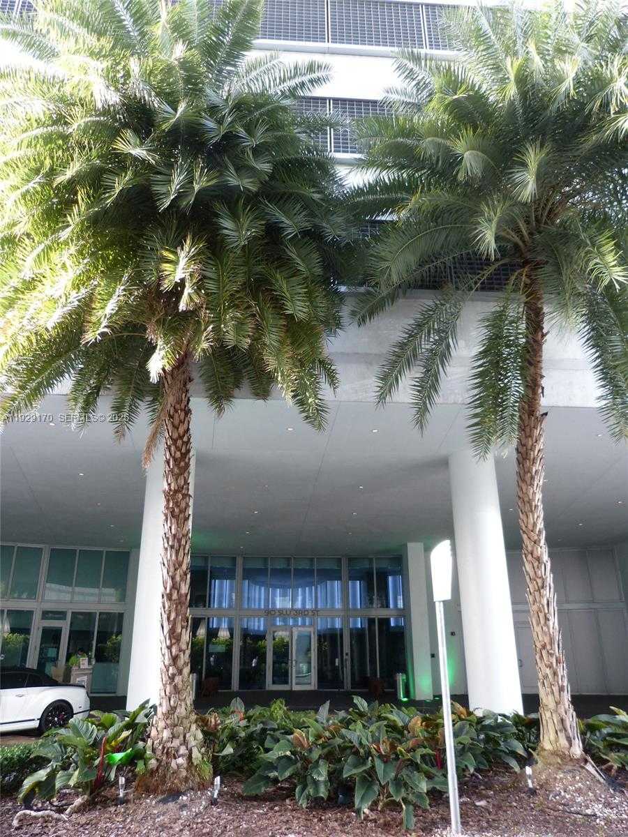 Small Image of 90 SOUTH WEST 3RD ST #1110, Miami Number 51