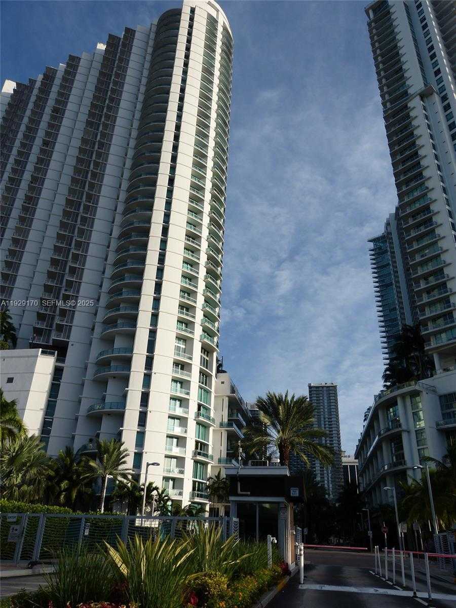 Small Image of 90 SOUTH WEST 3RD ST #1110, Miami Number 53