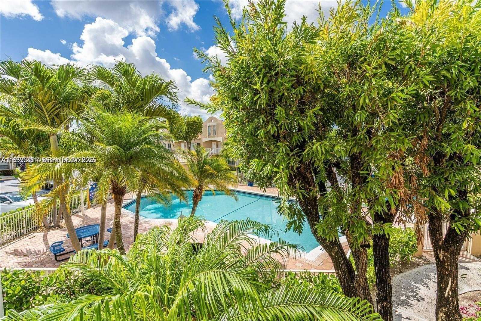 Small Image of 665 NORTH WEST 85TH PL #10-212, Miami Number 5