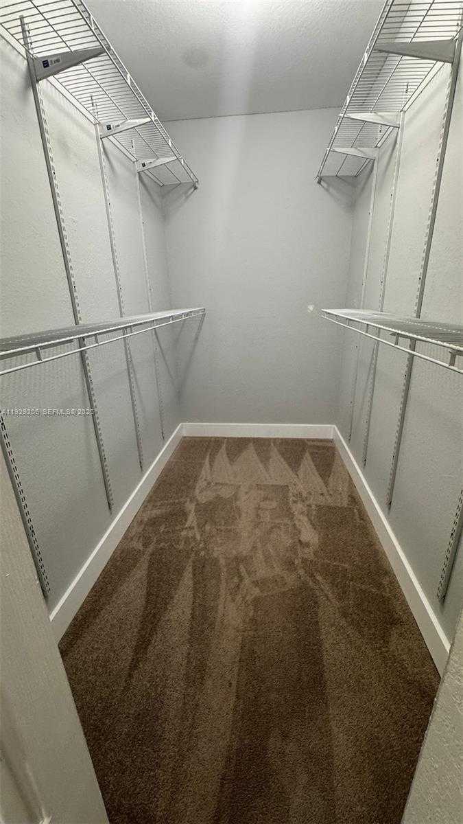 Imagen de Pequeño Objeto