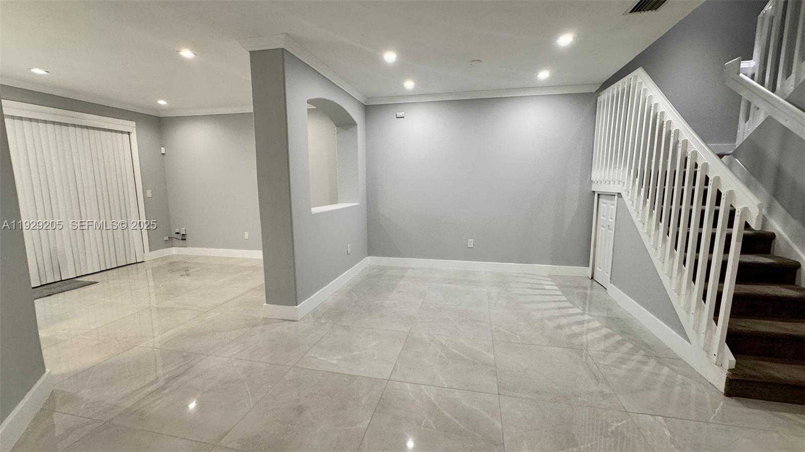 Imagen de Pequeño Objeto