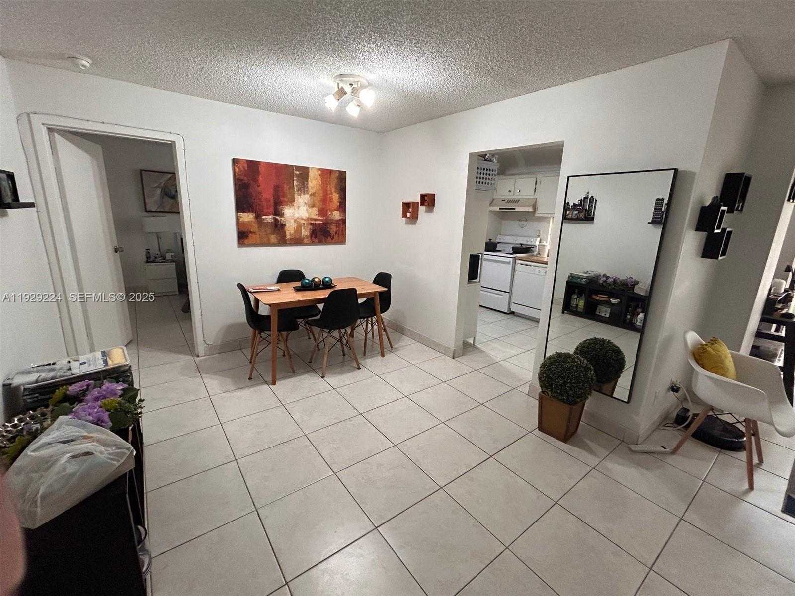 Small Image of 16919 NORTH BAY RD #214, Sunny Isles Beach Number 5