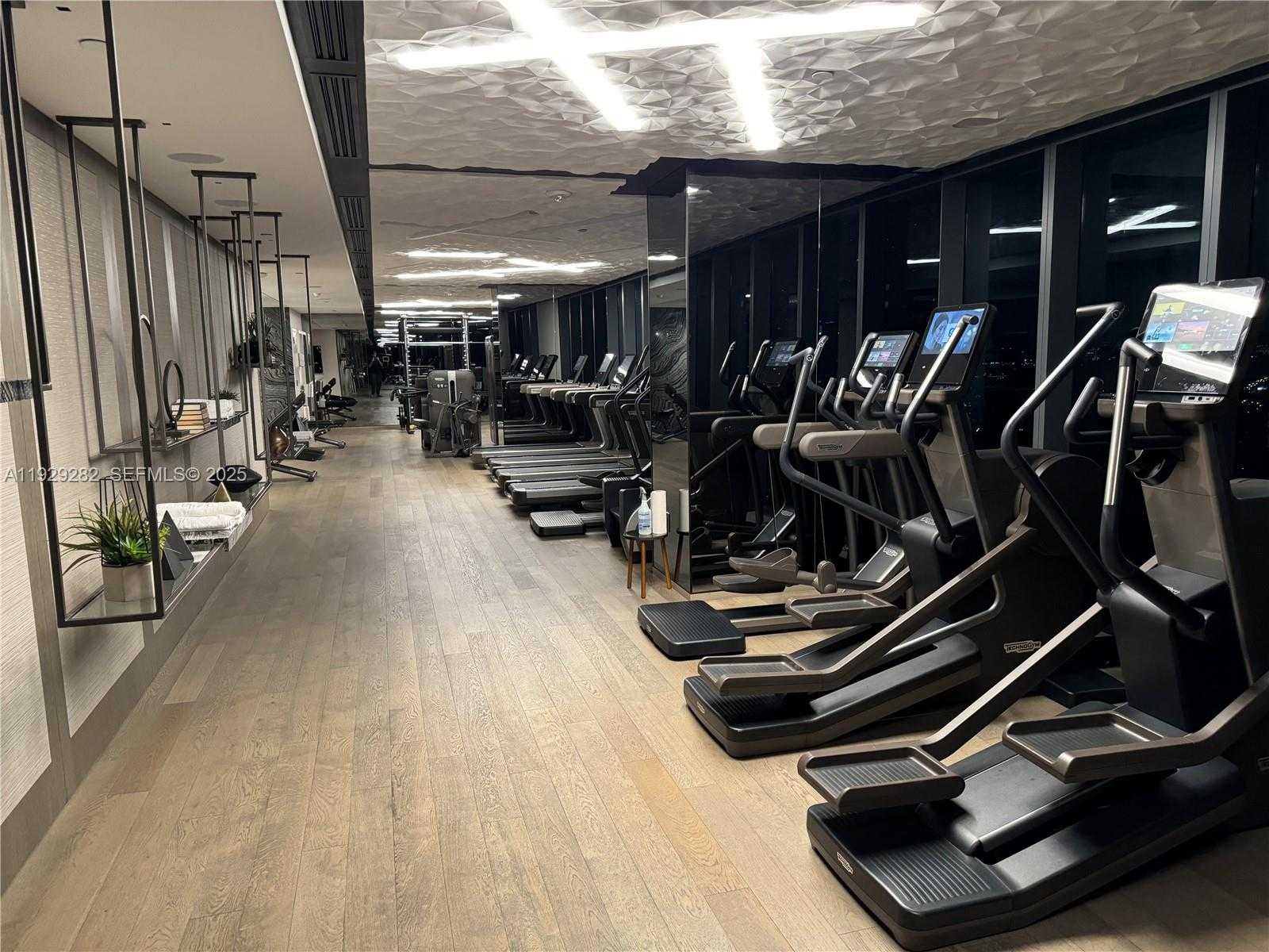 Small Image of 1451 BRICKELL AVE #1105, Miami Number 29