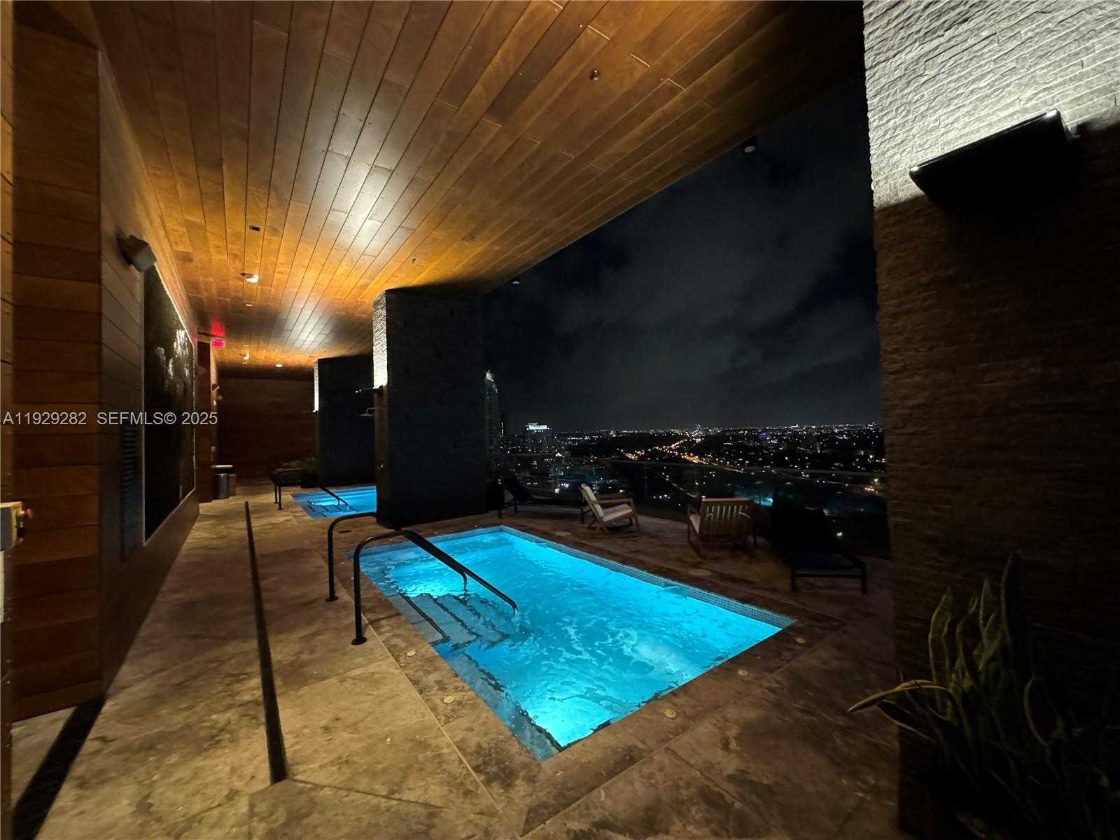 Small Image of 1451 BRICKELL AVE #1105, Miami Number 33