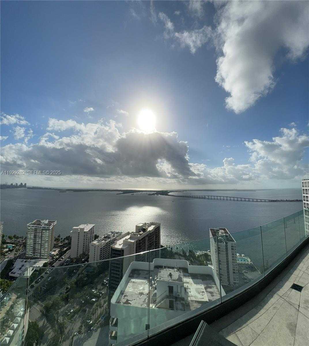 Small Image of 1451 BRICKELL AVE #1105, Miami Number 36