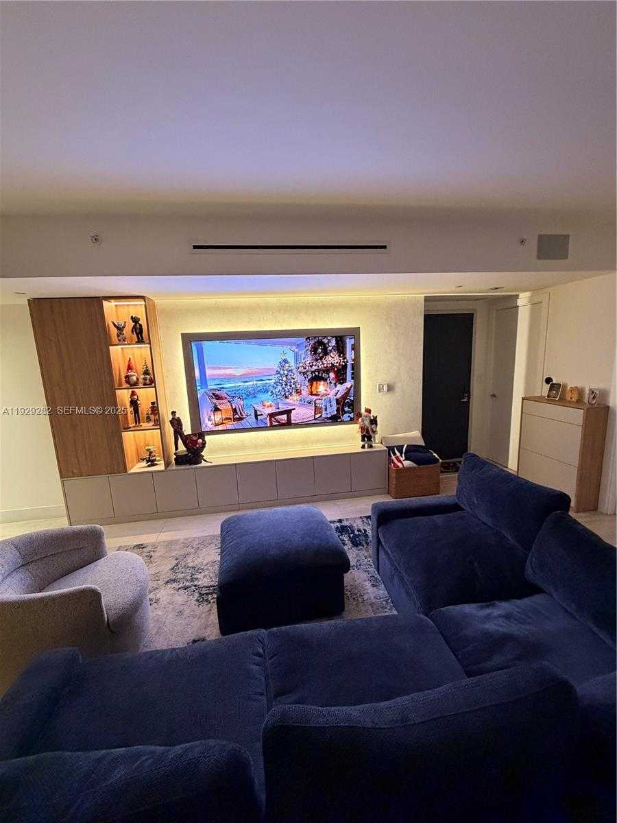 Small Image of 1451 BRICKELL AVE #1105, Miami Number 6