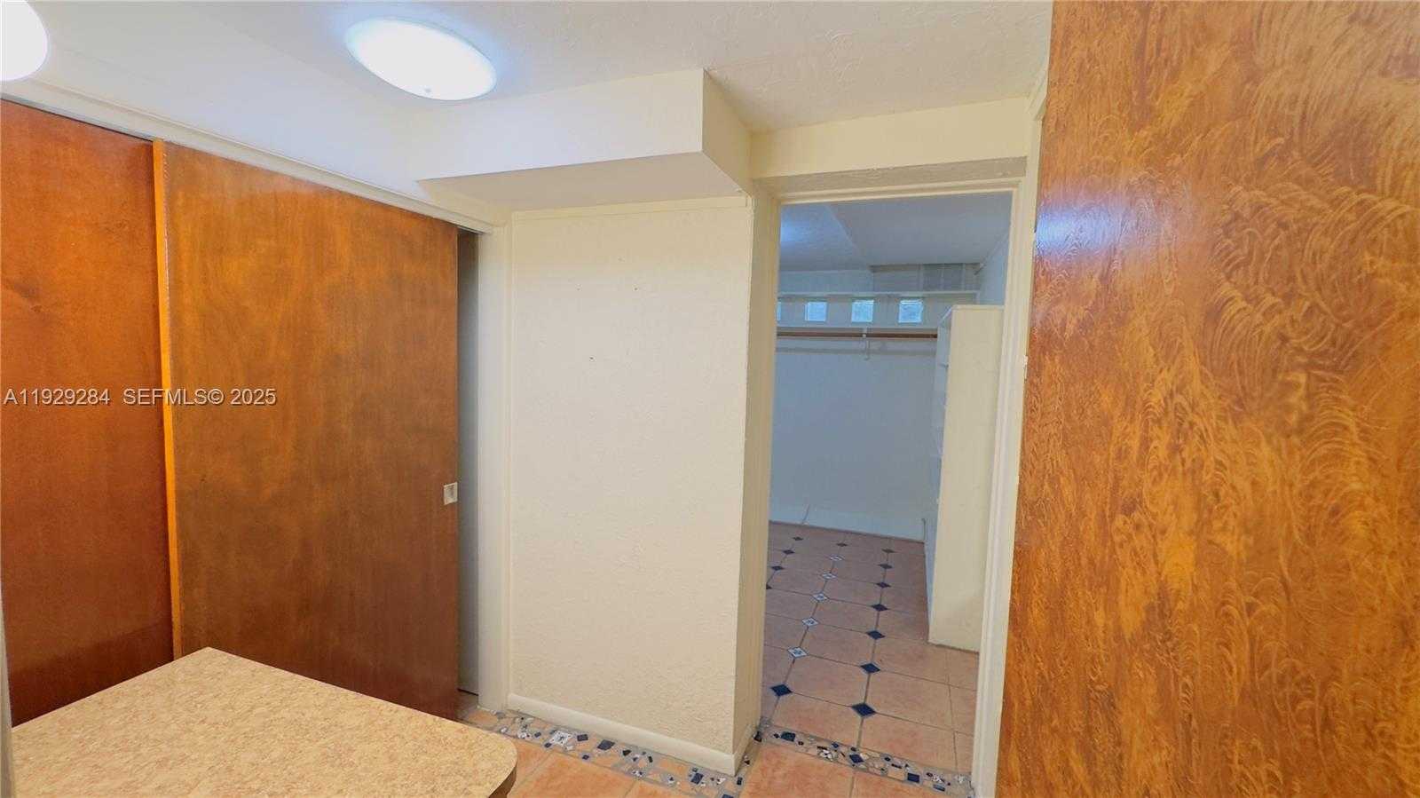 Small Image of 18350 SOUTH WEST 214TH ST, Miami Number 11