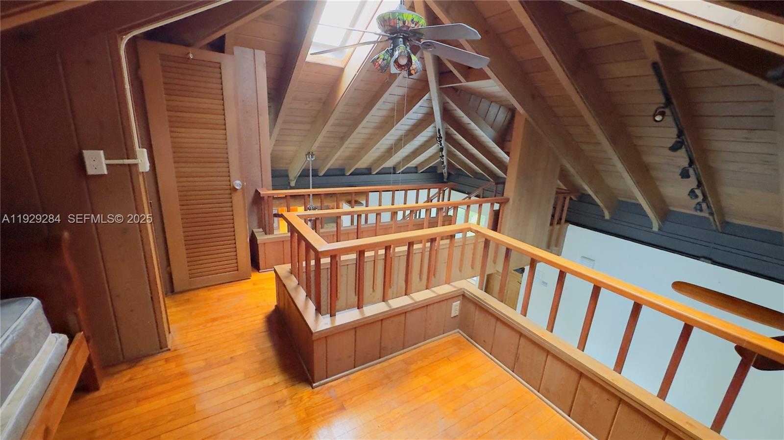 Small Image of 18350 SOUTH WEST 214TH ST, Miami Number 14