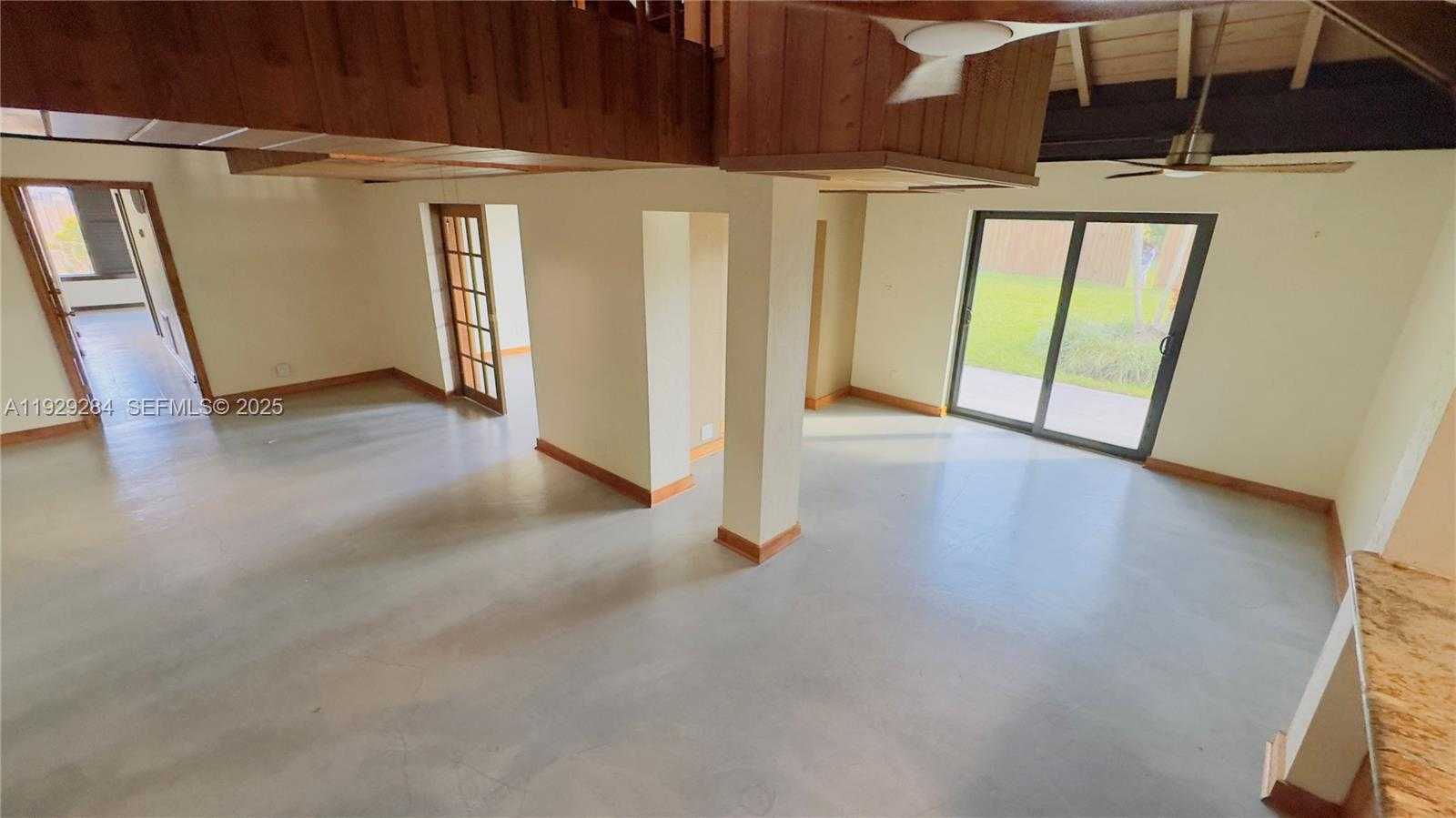 Small Image of 18350 SOUTH WEST 214TH ST, Miami Number 17