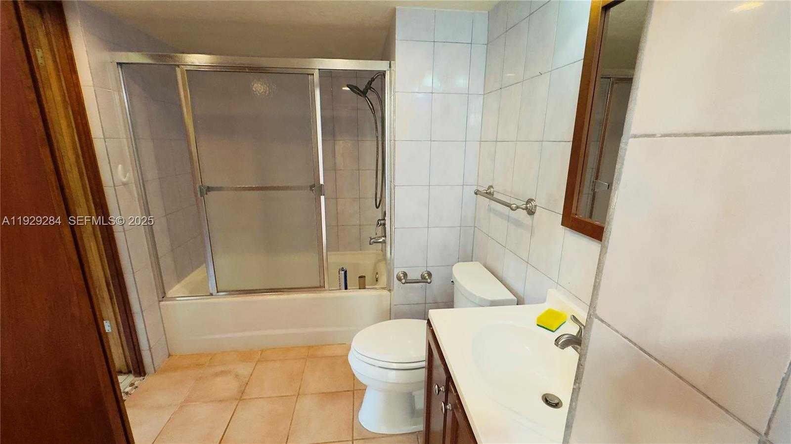 Small Image of 18350 SOUTH WEST 214TH ST, Miami Number 6