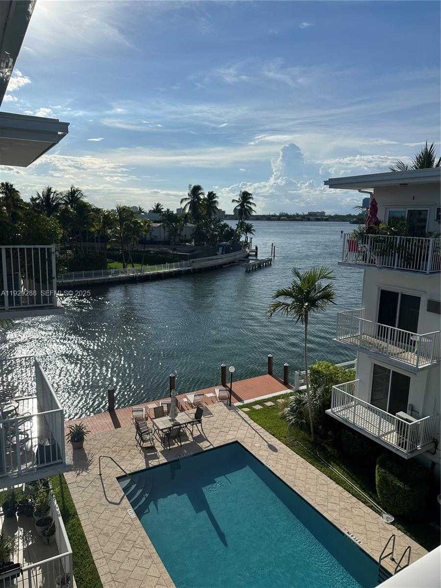 Small Image of 10250 WEST BAY HARBOR DR #4B, Bay Harbor Islands Number 2