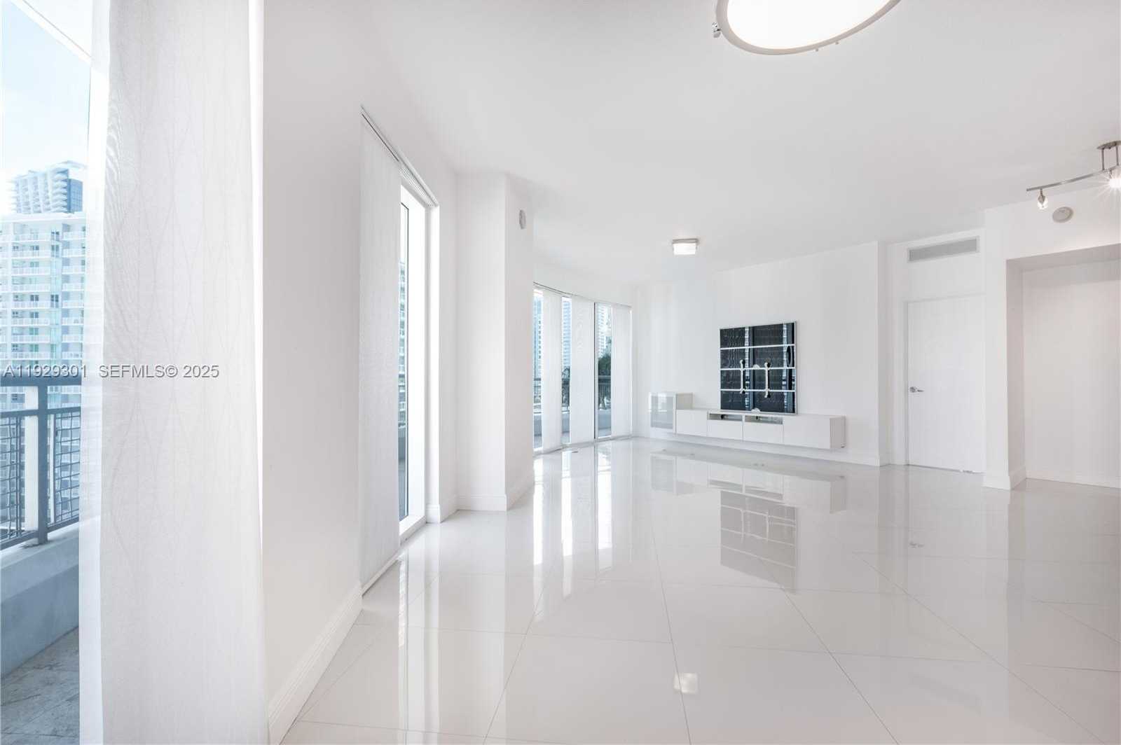 Small Image of 60 SOUTH WEST 13TH ST #1224, Miami Number 10