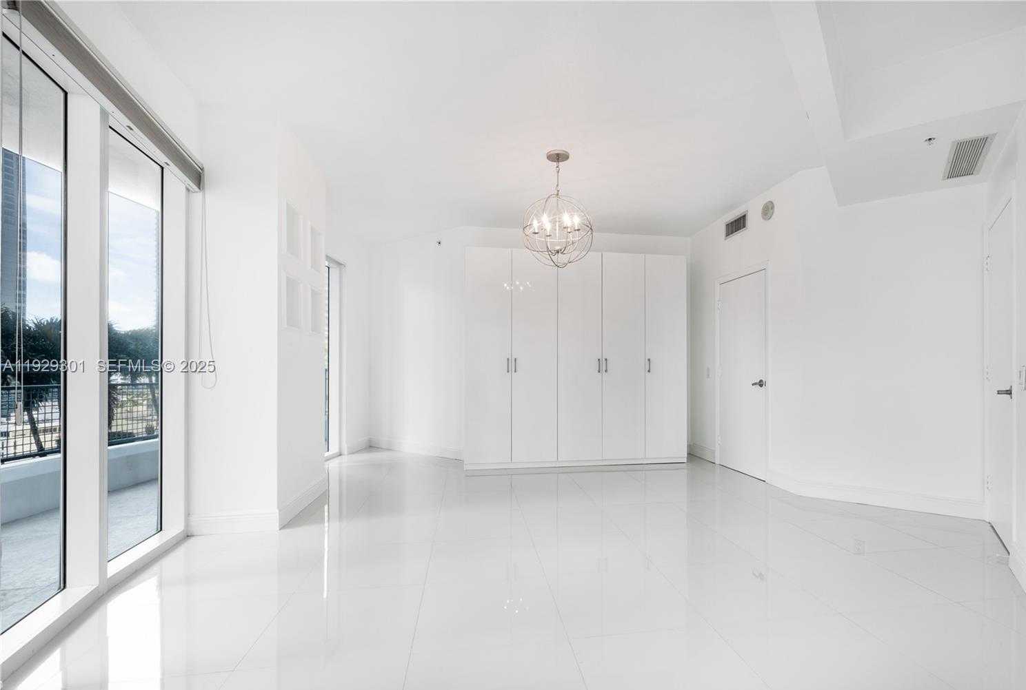 Small Image of 60 SOUTH WEST 13TH ST #1224, Miami Number 16