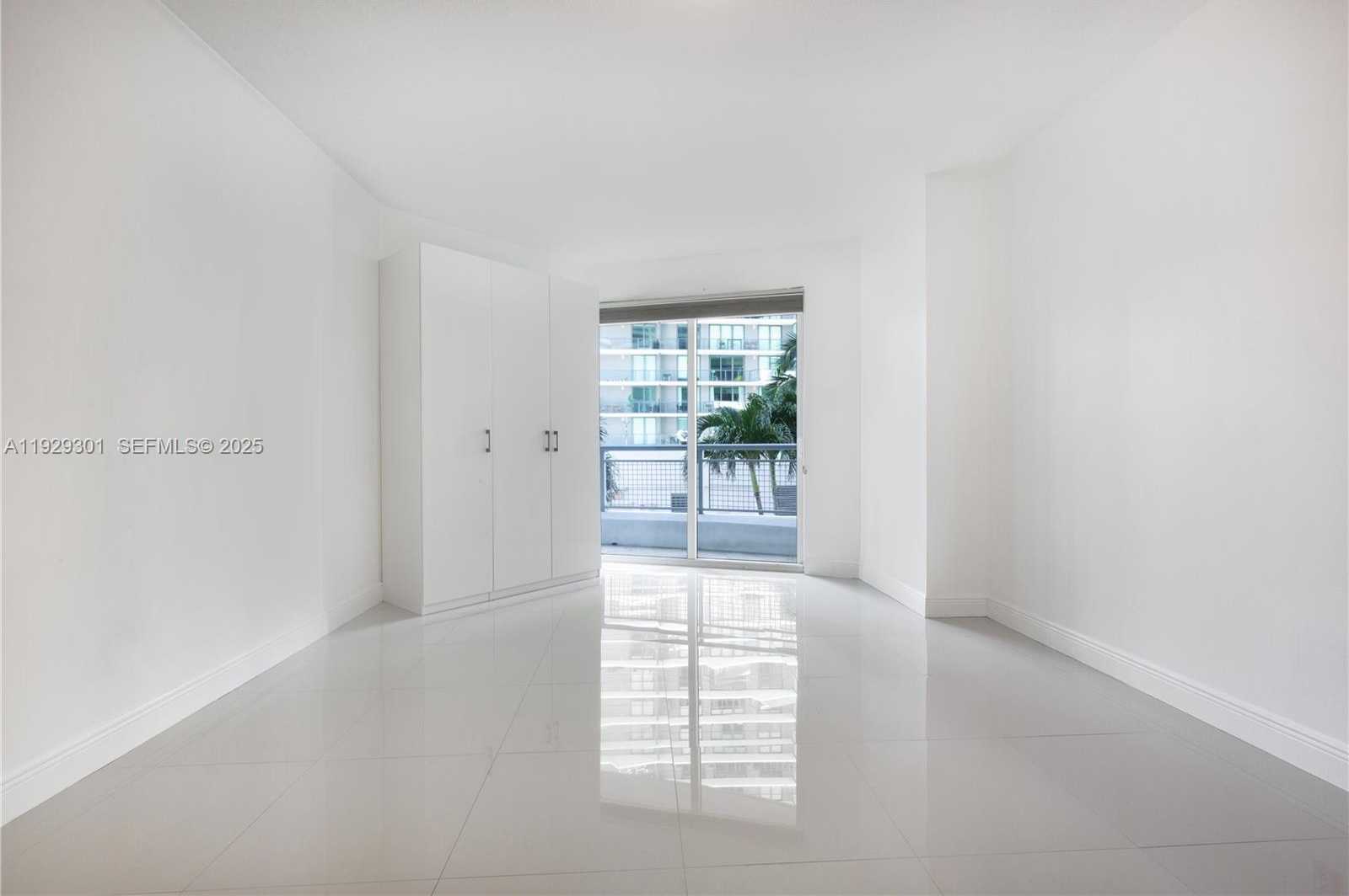 Small Image of 60 SOUTH WEST 13TH ST #1224, Miami Number 20