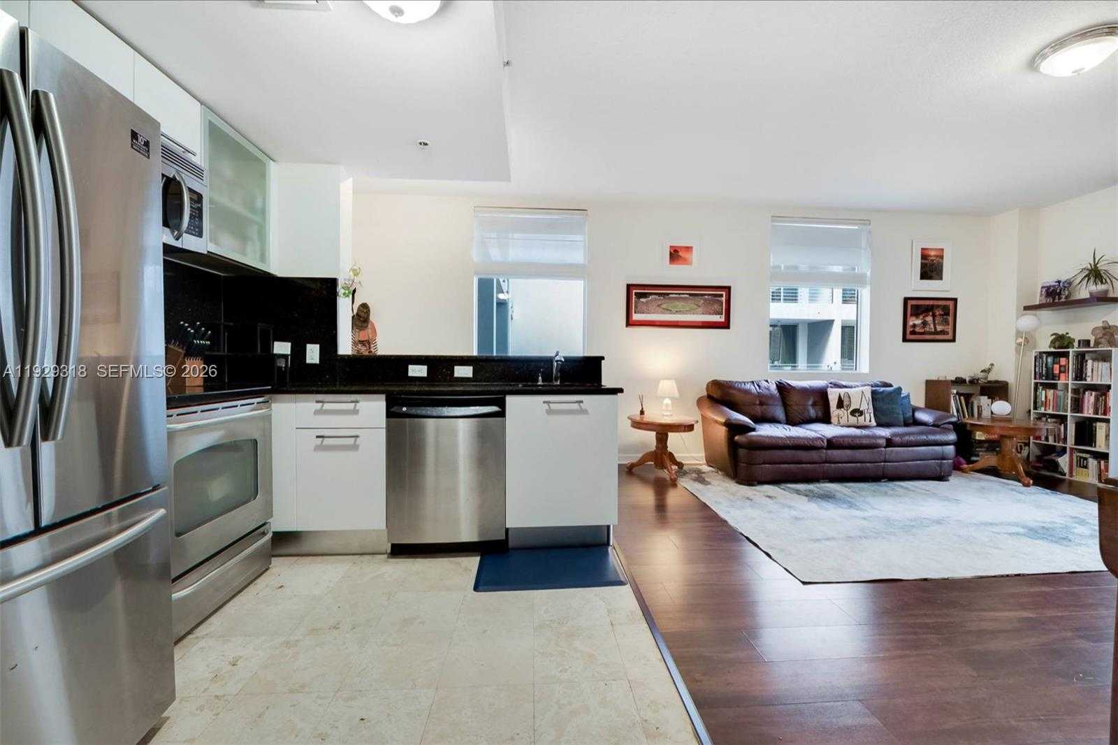 Small Image of 3339 VIRGINIA ST #305, Miami Number 5