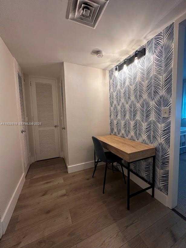 Small Image of 5055 COLLINS AVE #10F, Miami Beach Number 11