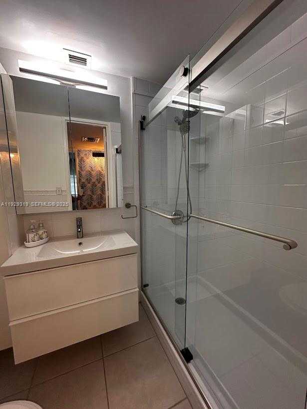 Small Image of 5055 COLLINS AVE #10F, Miami Beach Number 15