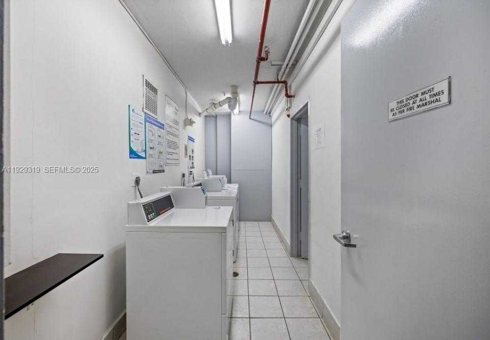 Small Image of 5055 COLLINS AVE #10F, Miami Beach Number 20