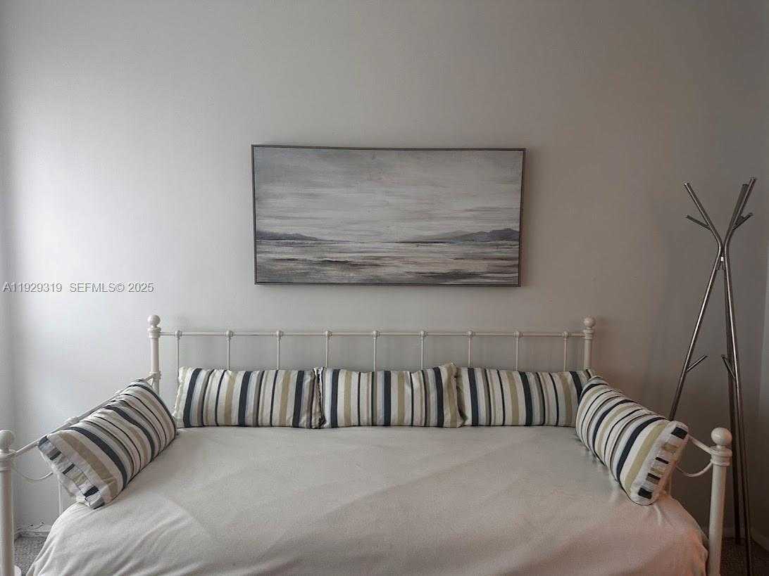 Small Image of 5055 COLLINS AVE #10F, Miami Beach Number 9