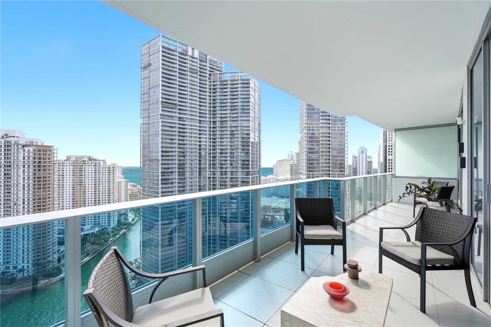 Small Image of 200 BISCAYNE BOULEVARD WAY #3205, Miami Number 14