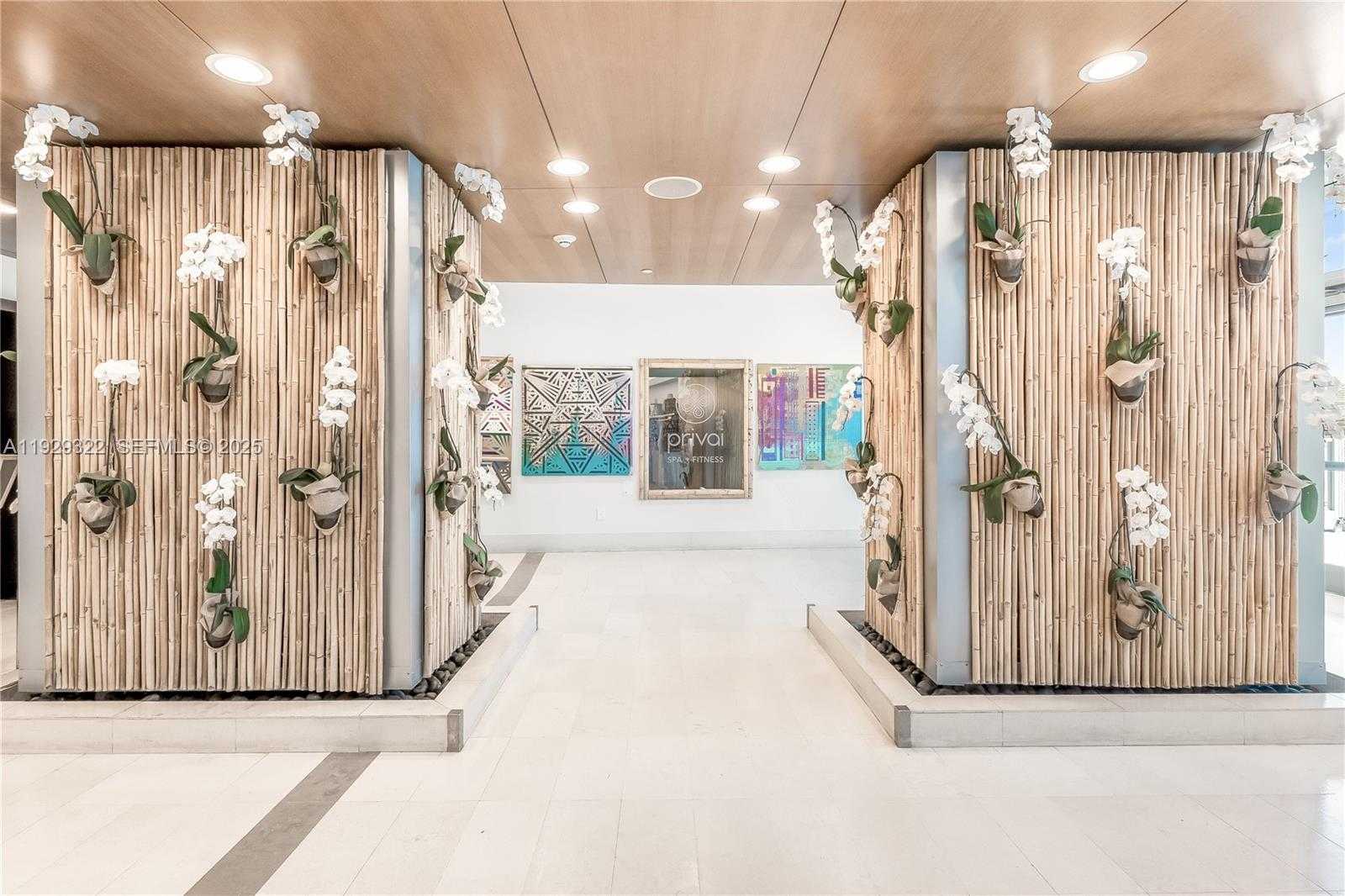 Small Image of 200 BISCAYNE BOULEVARD WAY #3205, Miami Number 18