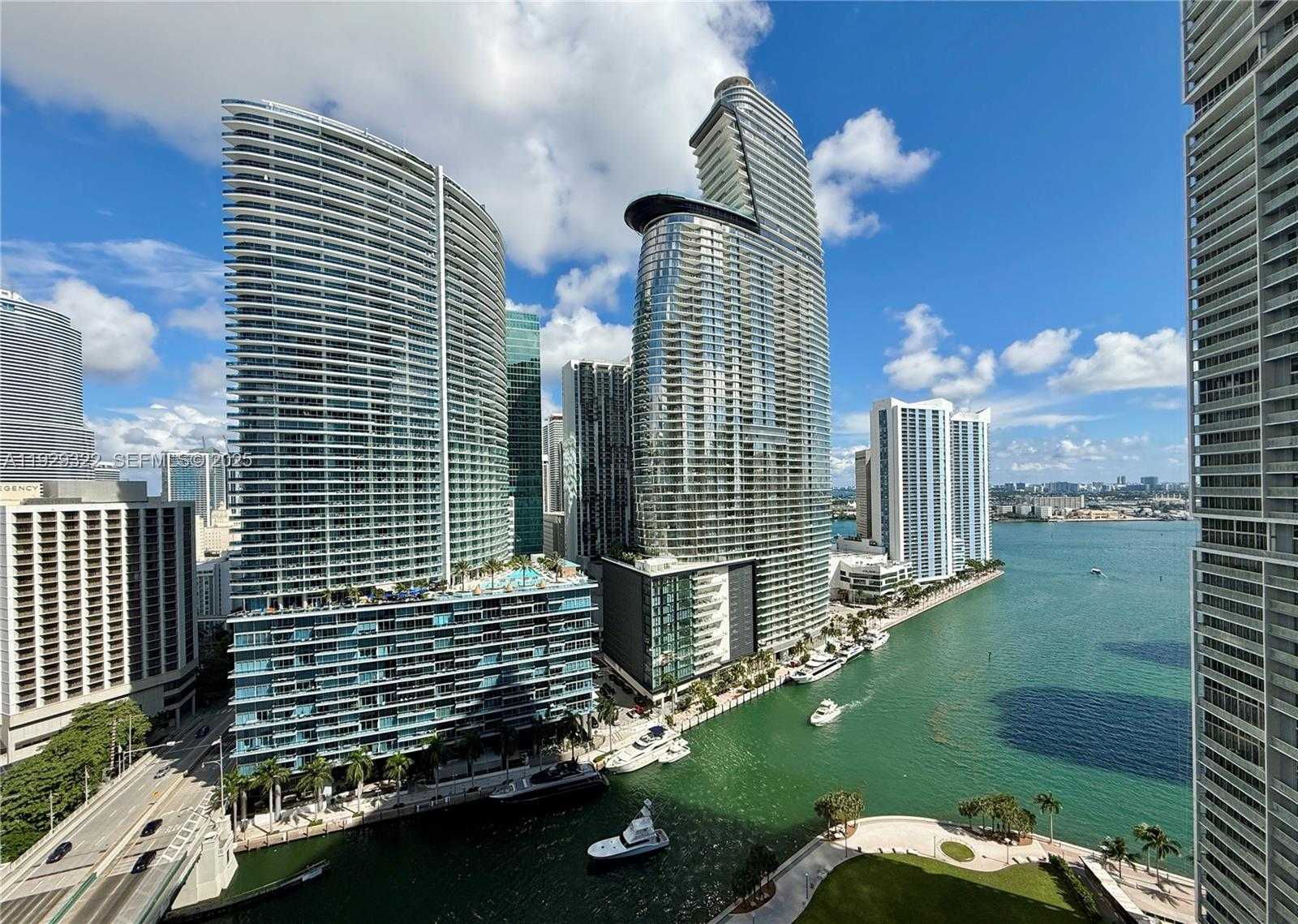 Small Image of 200 BISCAYNE BOULEVARD WAY #3205, Miami Number 26