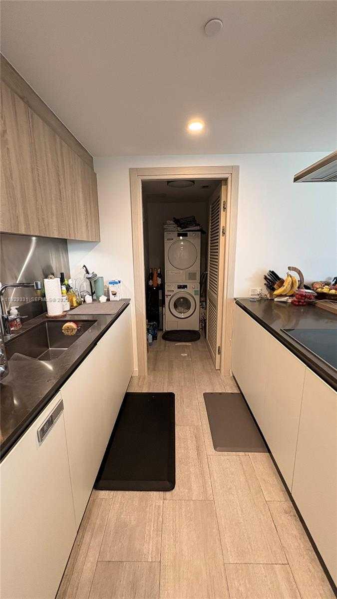 Imagen de Pequeño Objeto