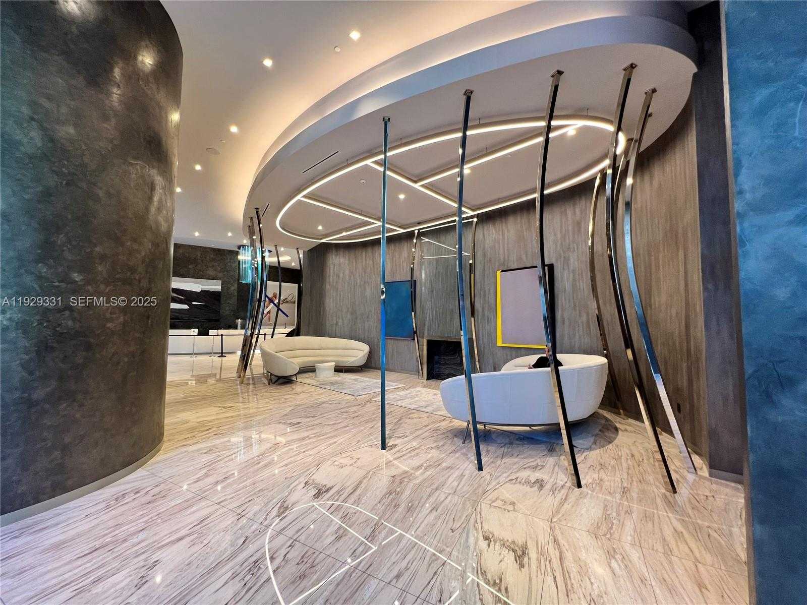 Imagen de Pequeño Objeto