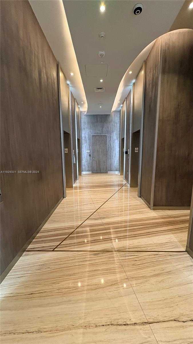 Imagen de Pequeño Objeto