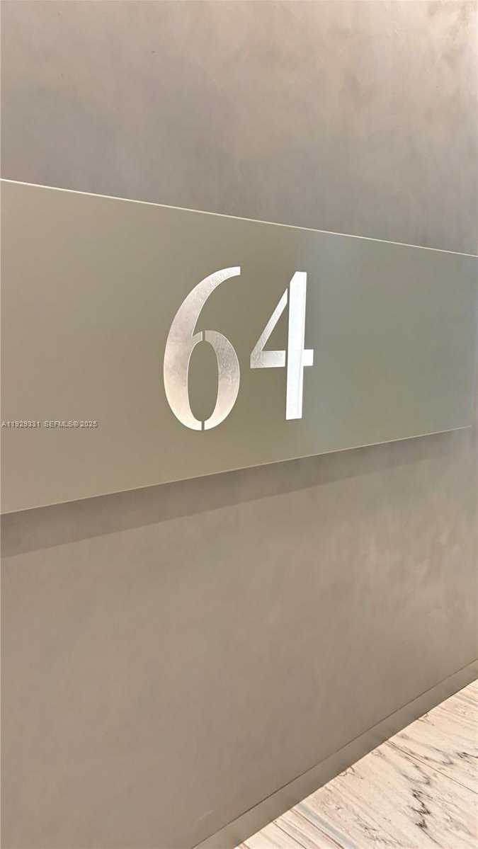 Imagen de Pequeño Objeto