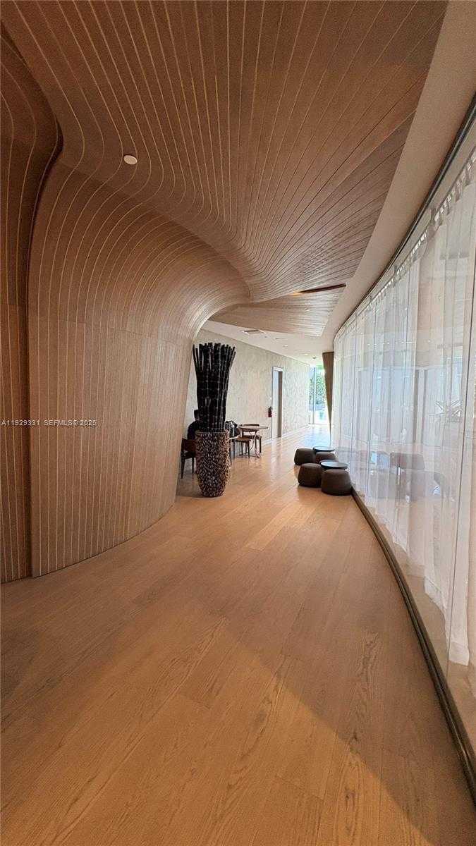 Imagen de Pequeño Objeto