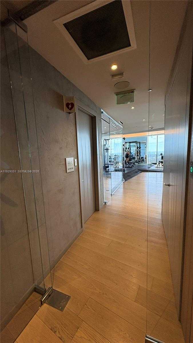 Imagen de Pequeño Objeto