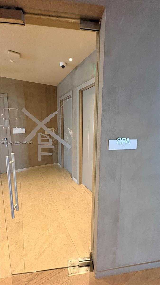 Imagen de Pequeño Objeto