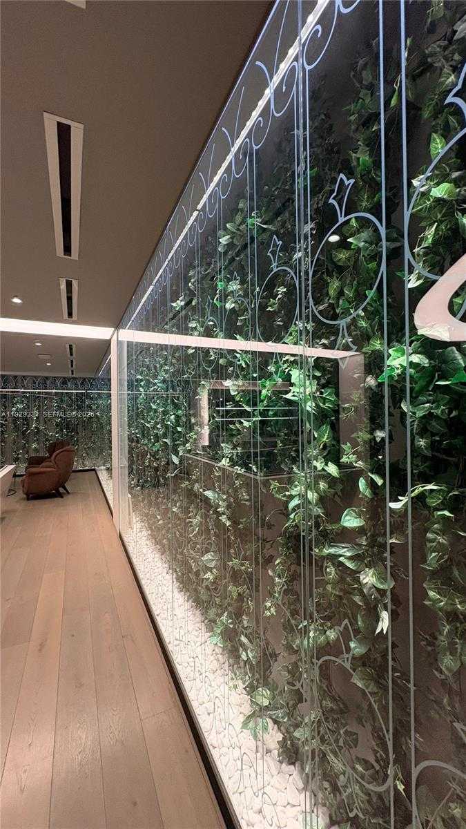 Imagen de Pequeño Objeto