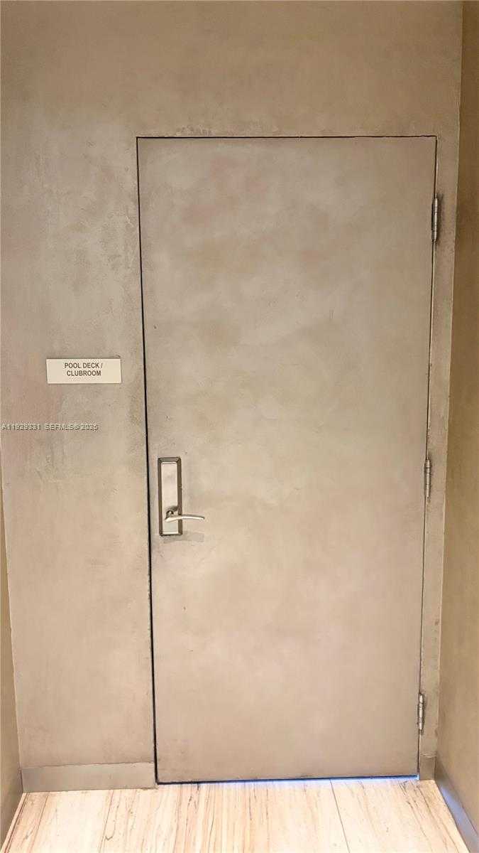 Imagen de Pequeño Objeto