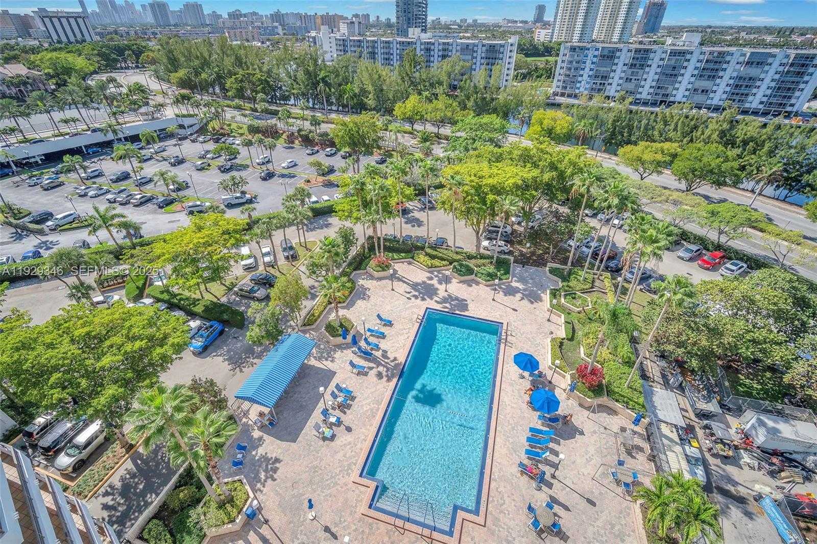 Imagen de Pequeño Objeto