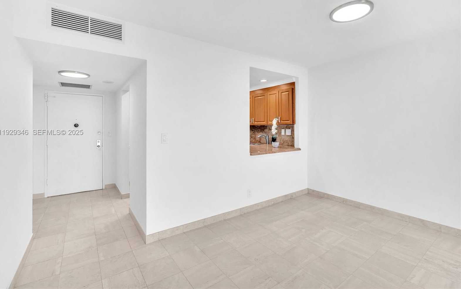 Imagen de Pequeño Objeto