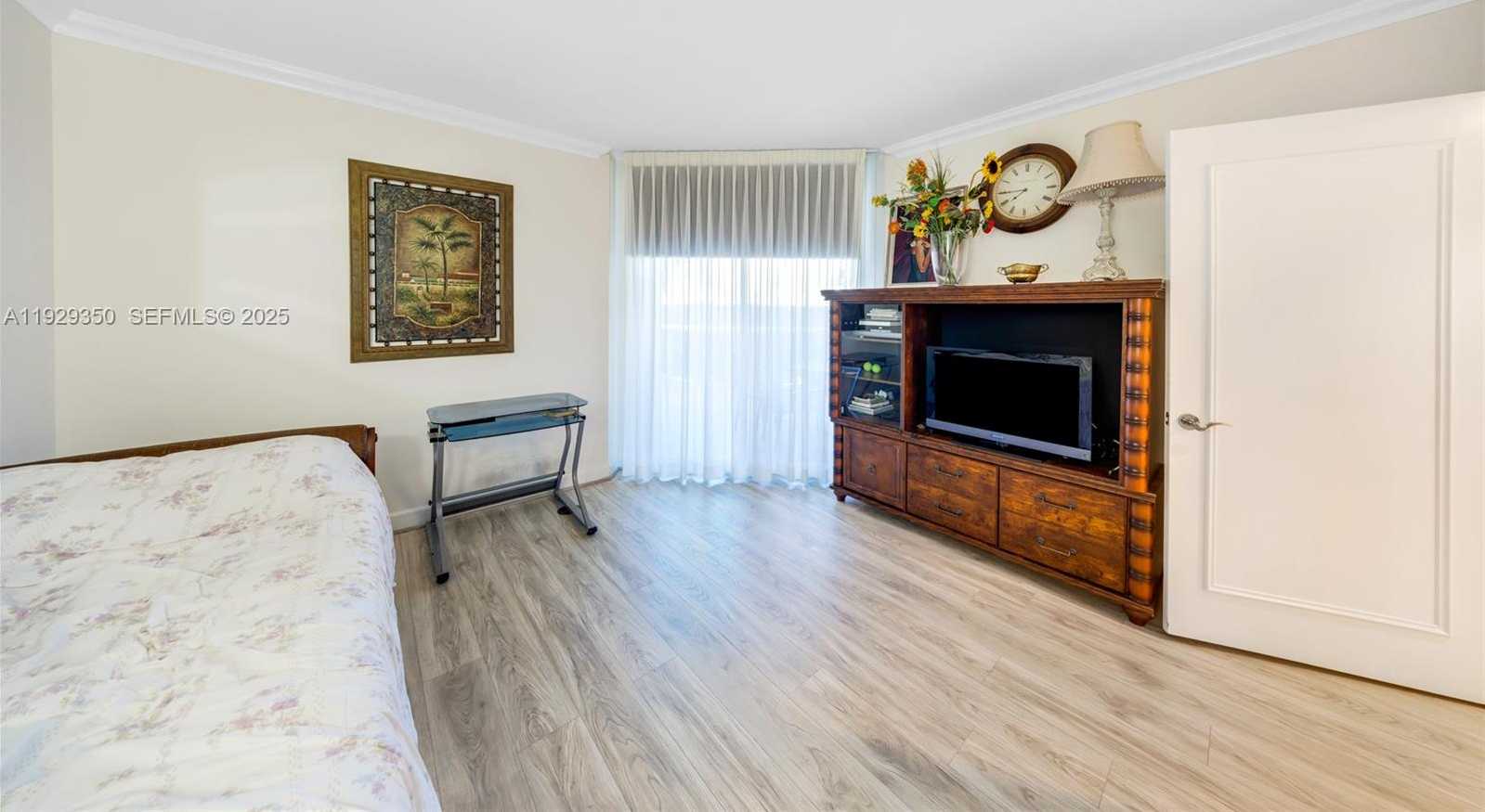 Small Image of 17555 COLLINS AVE #303, Sunny Isles Beach Number 24