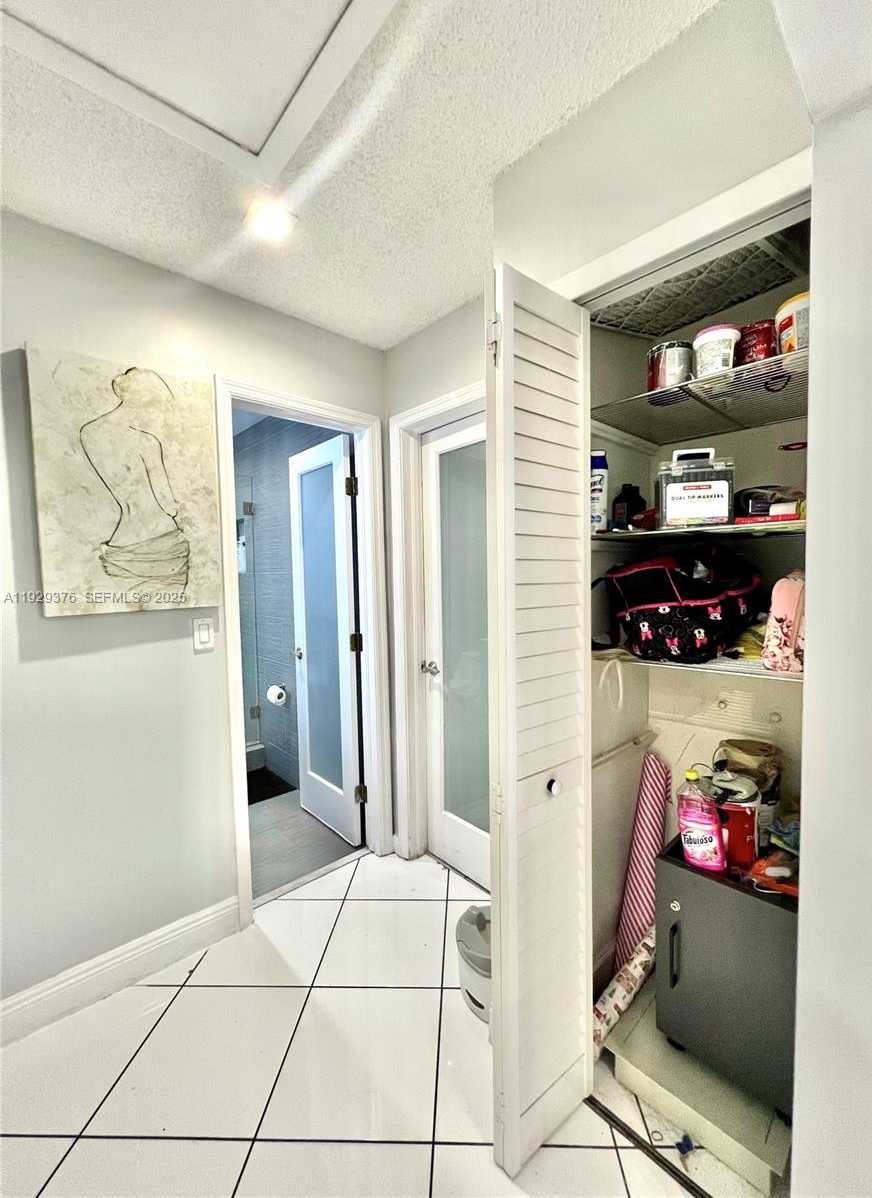 Imagen de Pequeño Objeto