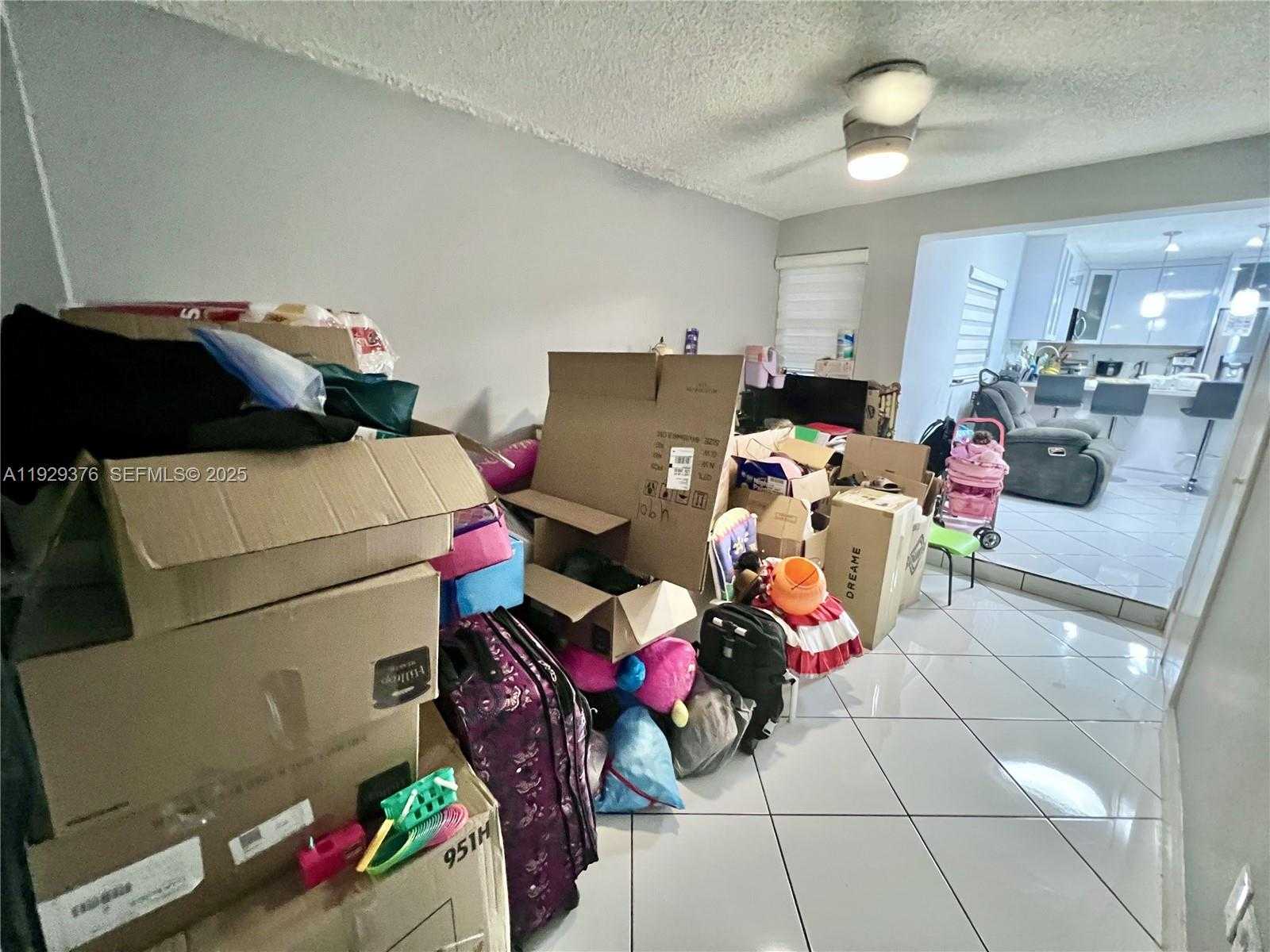 Imagen de Pequeño Objeto